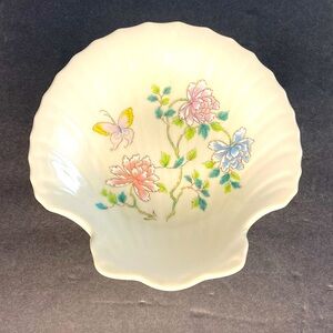 Vintage Takahashi San Francisco Floral Shell Dish